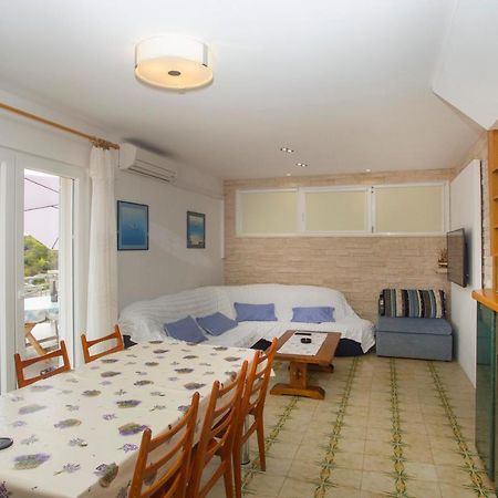 Apartment Damir Постира Экстерьер фото