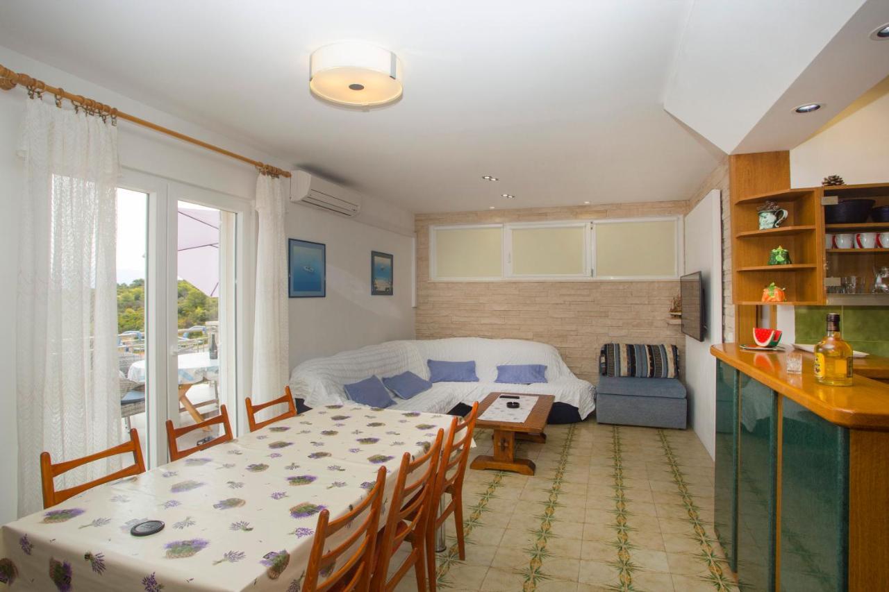 Apartment Damir Постира Экстерьер фото