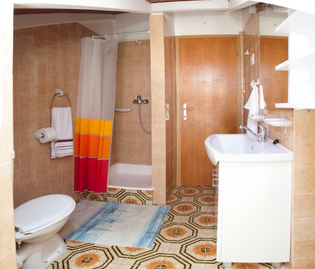Apartment Damir Постира Экстерьер фото